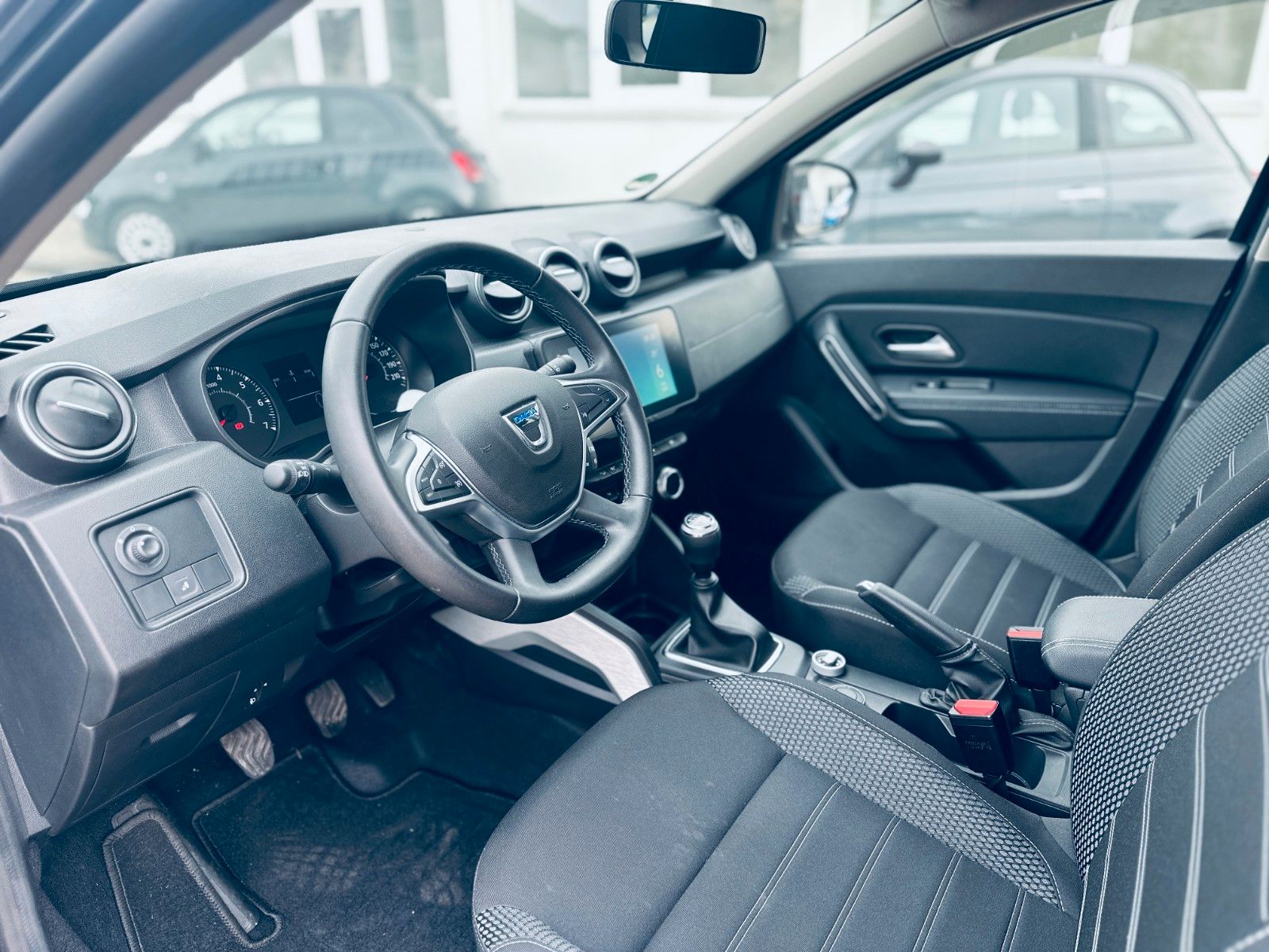 Dacia Duster Prestige 4WD - Samsaru's Car Outlet