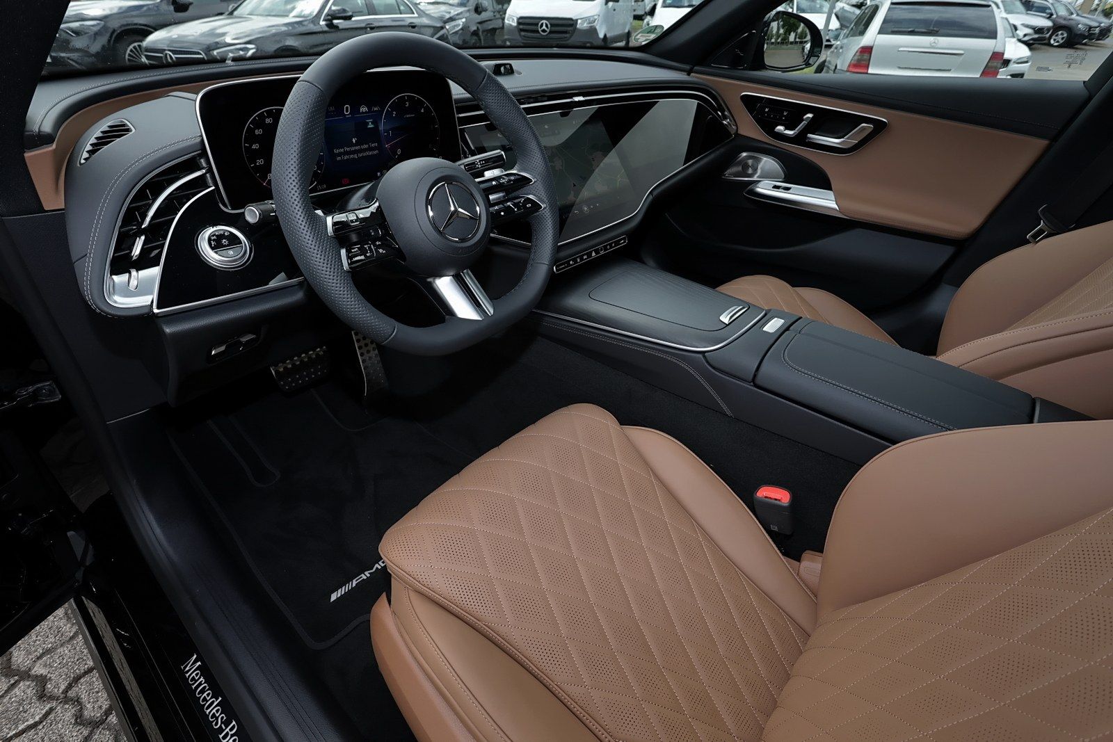 Mercedes-Benz E 450 d 4M T AMG MBUX+DIG-LED+360°+Pano+AHK+SHZ