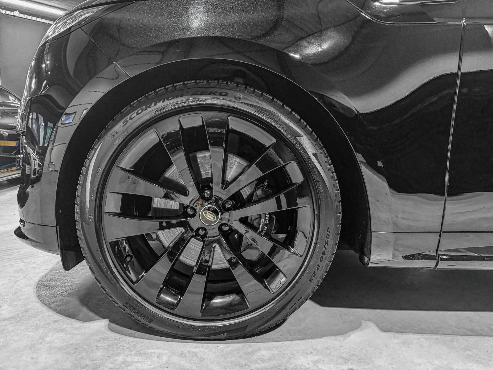 Range Rover Sport P530 V8 FIRST EDITION BLACK - Samsaru's Car Outlet