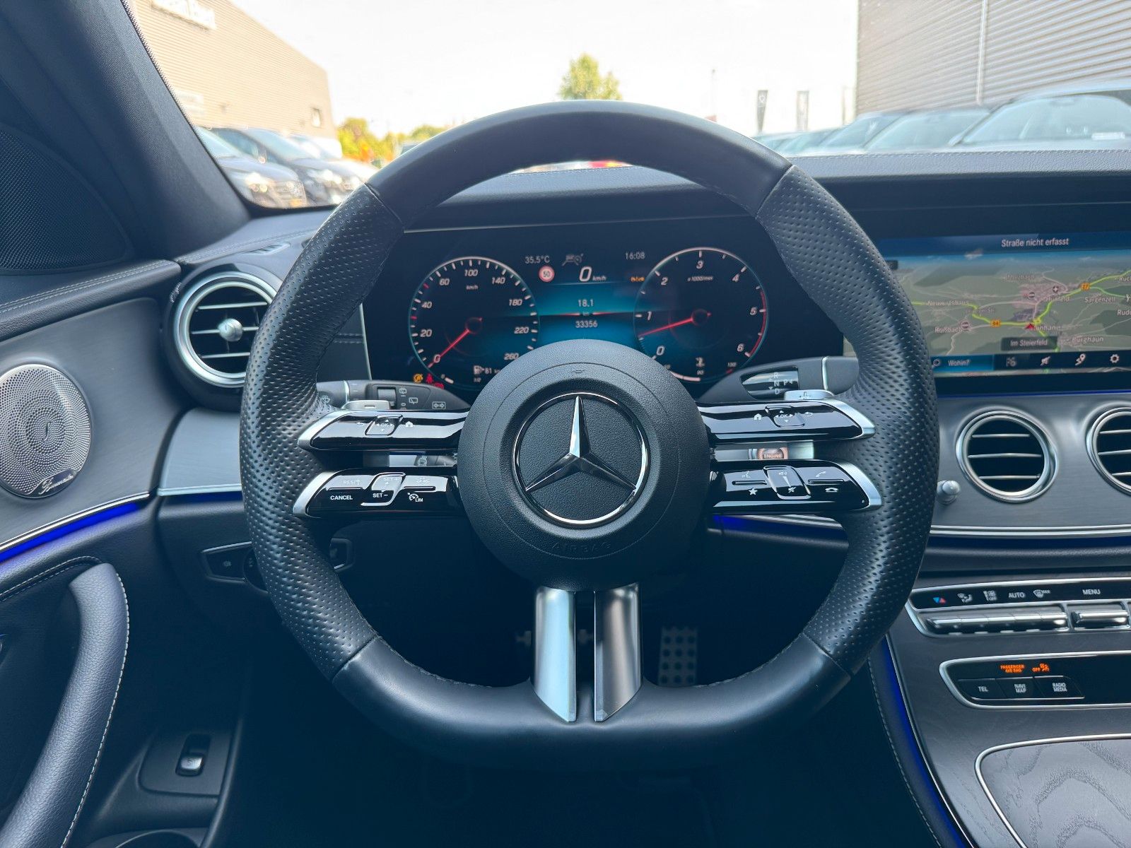 Mercedes-Benz E 400d 4M AMG+Burm+Pano+AHK+Distr+Memory+Night