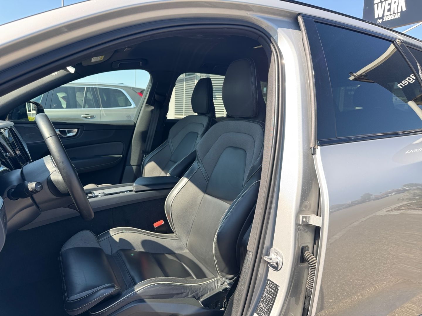 Volvo XC60 Plus Dark B4 Diesel EU6d Harman&Kardon Stan