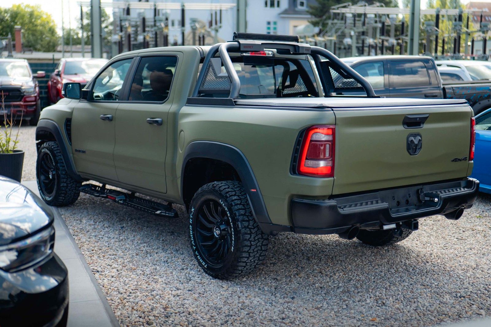 Dodge RAM 5.7 V8 HEMI 4x4 LARAMIE OFFROAD TRX Styling