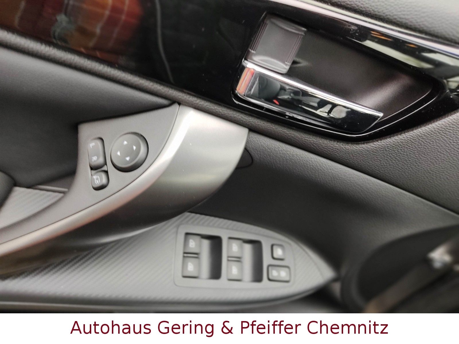 Mitsubishi Eclipse Cross PHEV PlugIn Hybrid Select Black