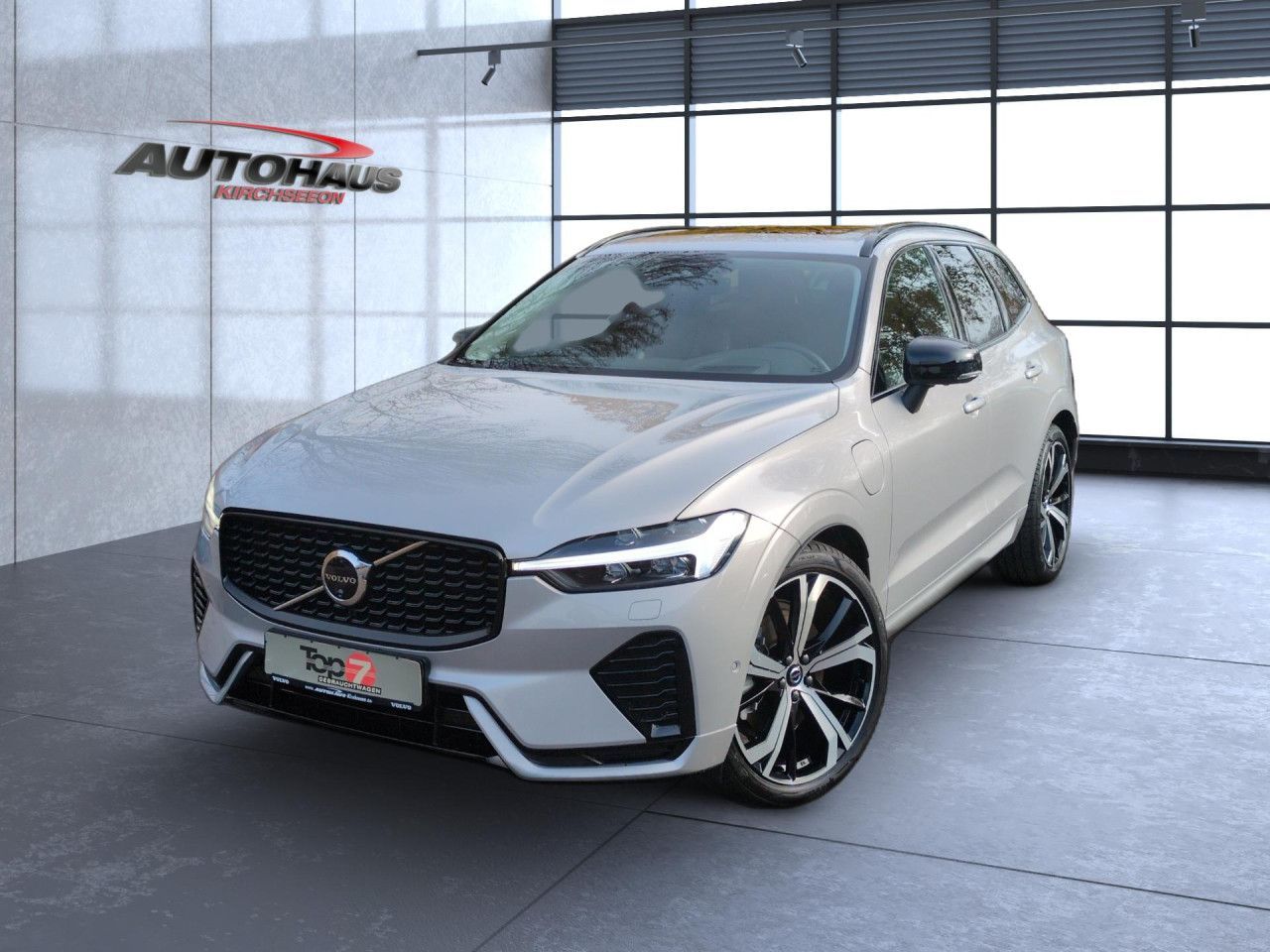 Volvo XC60 T8 Recharge Ultra Dark Plug-In Hybrid AWD