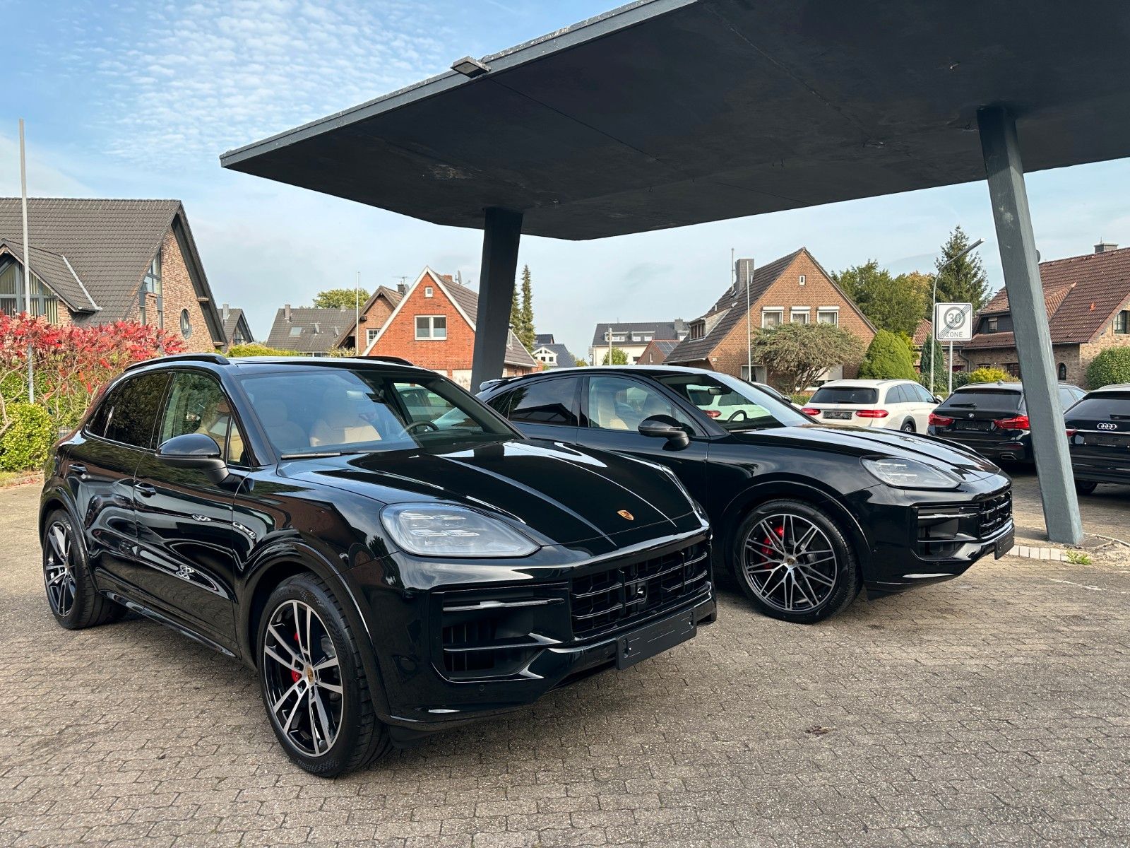 Porsche Cayenne S Coupe HUD Sport Design Max Voll