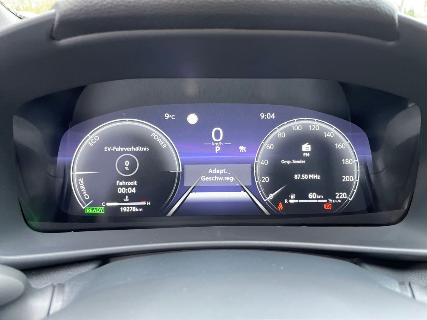 Toyota C-HR 1.8 Hybrid Team D *Navi*LED*CarPlay*el Heck