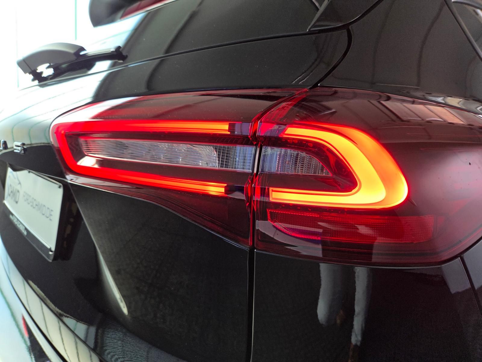 Ford Focus Turnier Active X+ AHK ABNEHMBAR+PANORAMADA