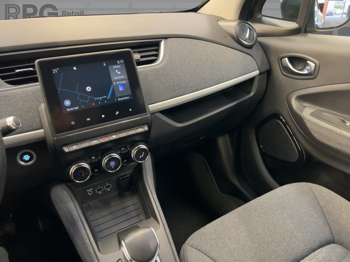 Renault ZOE EXPERIENCE R135 50kWh - Samsaru's Car Outlet