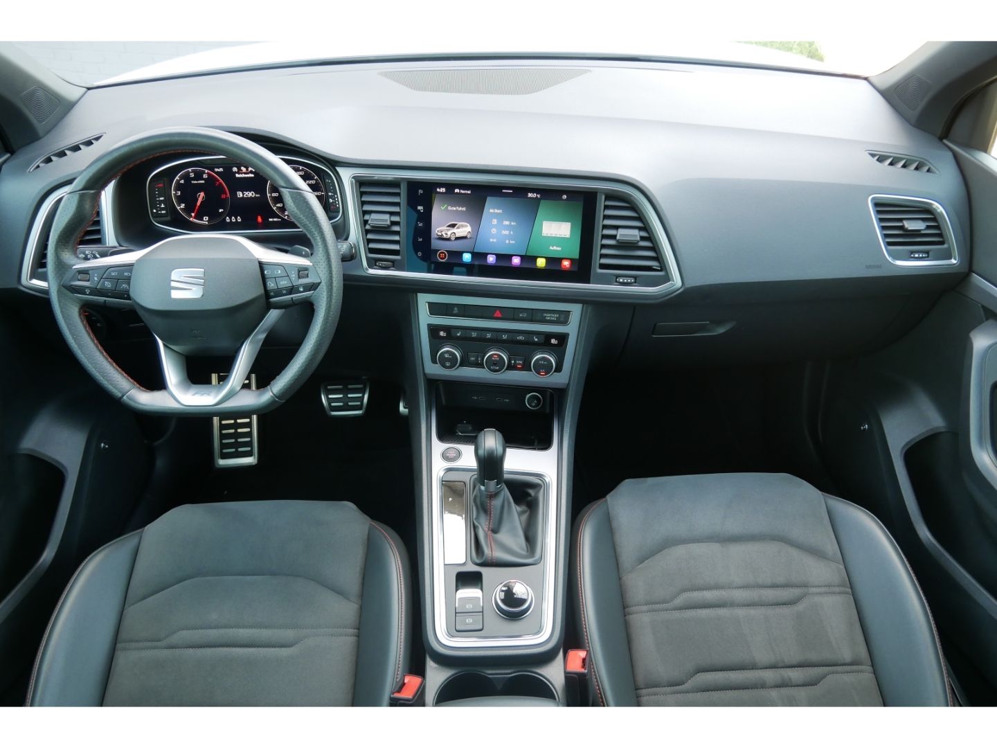 Seat Ateca FR 1.5 TSI LED+Navi+CarPlay+Virtual+AHK+AC