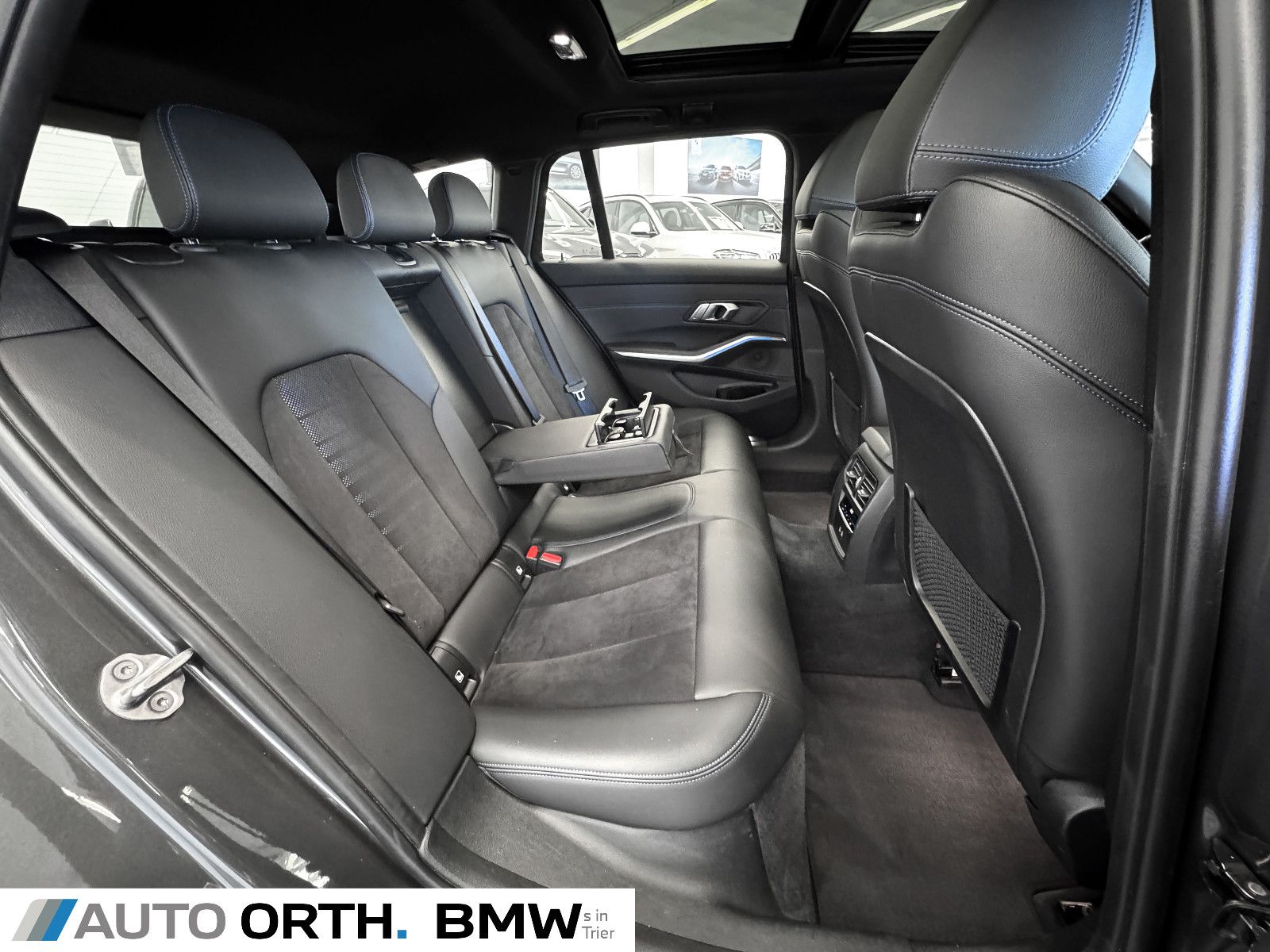 BMW 320e xDrive Touring M-SPORT - Samsaru's Car Outlet