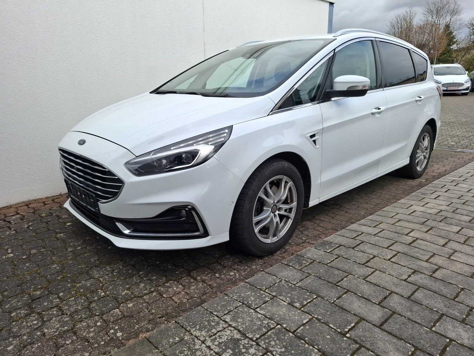 Ford S-MAX 2.0 EcoBlue LED_ACC_Cam_7-Sitz