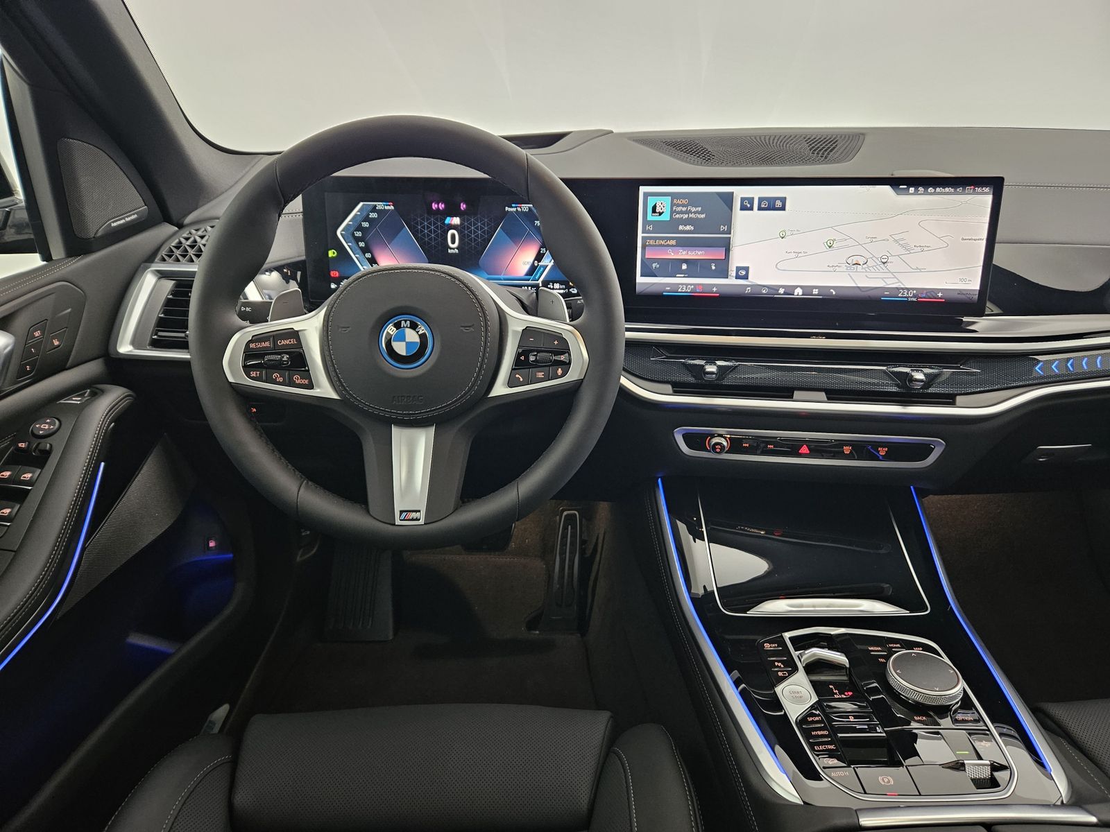BMW X5 xDrive50e M Sport HUD Softclose AHK