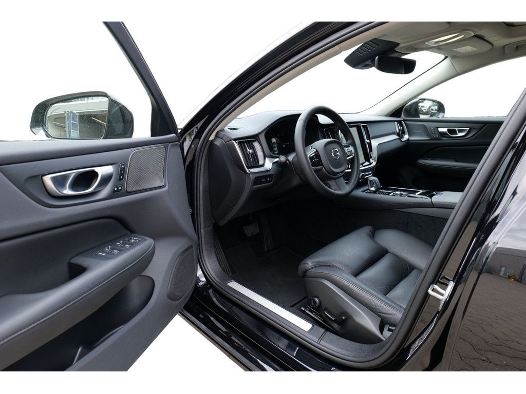 Volvo S60 Lim. T8 Ultimate Dark Recharge Plug-In Hybri