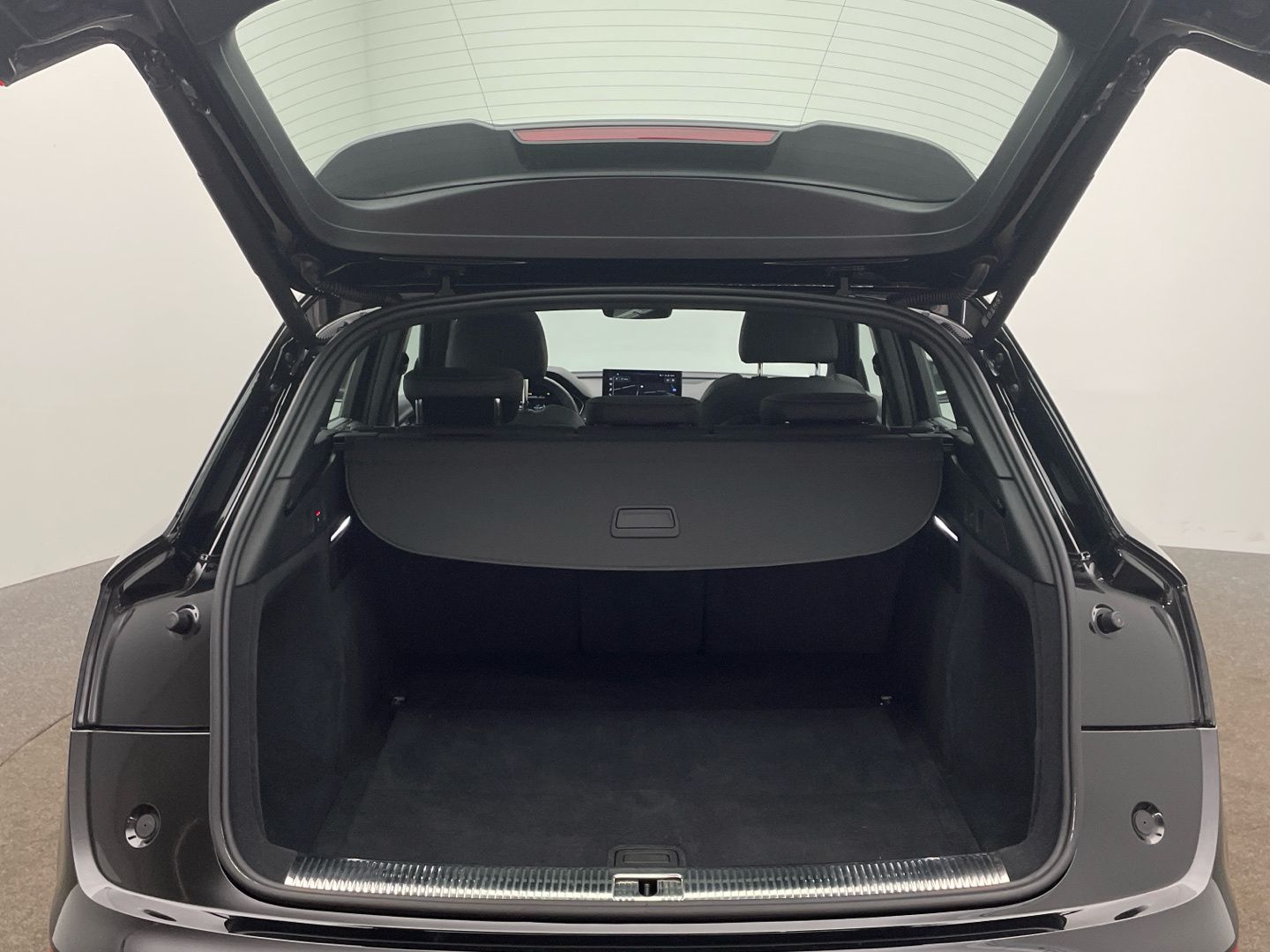 Audi Q5 S line 35TDI - Samsaru's Car Outlet