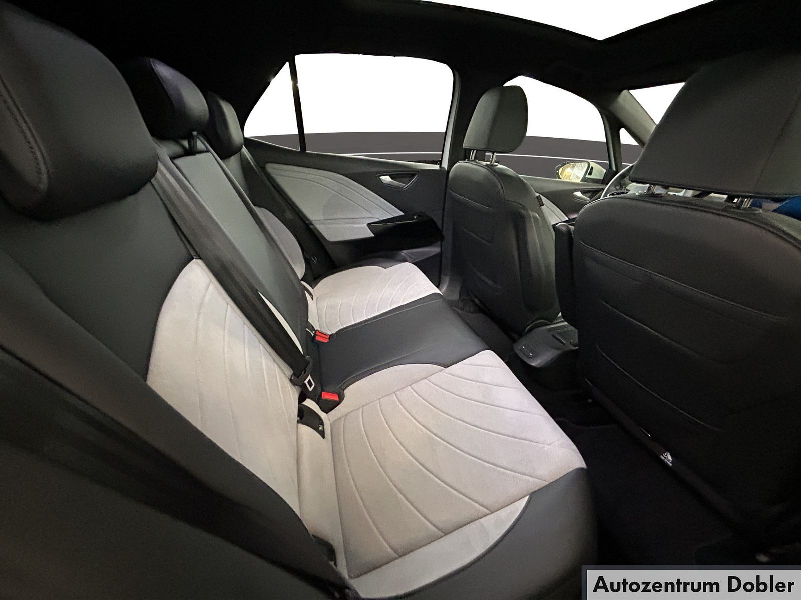 Volkswagen ID.3 Pro Move AHK IQ-Drive Wärmepumpe Matrix