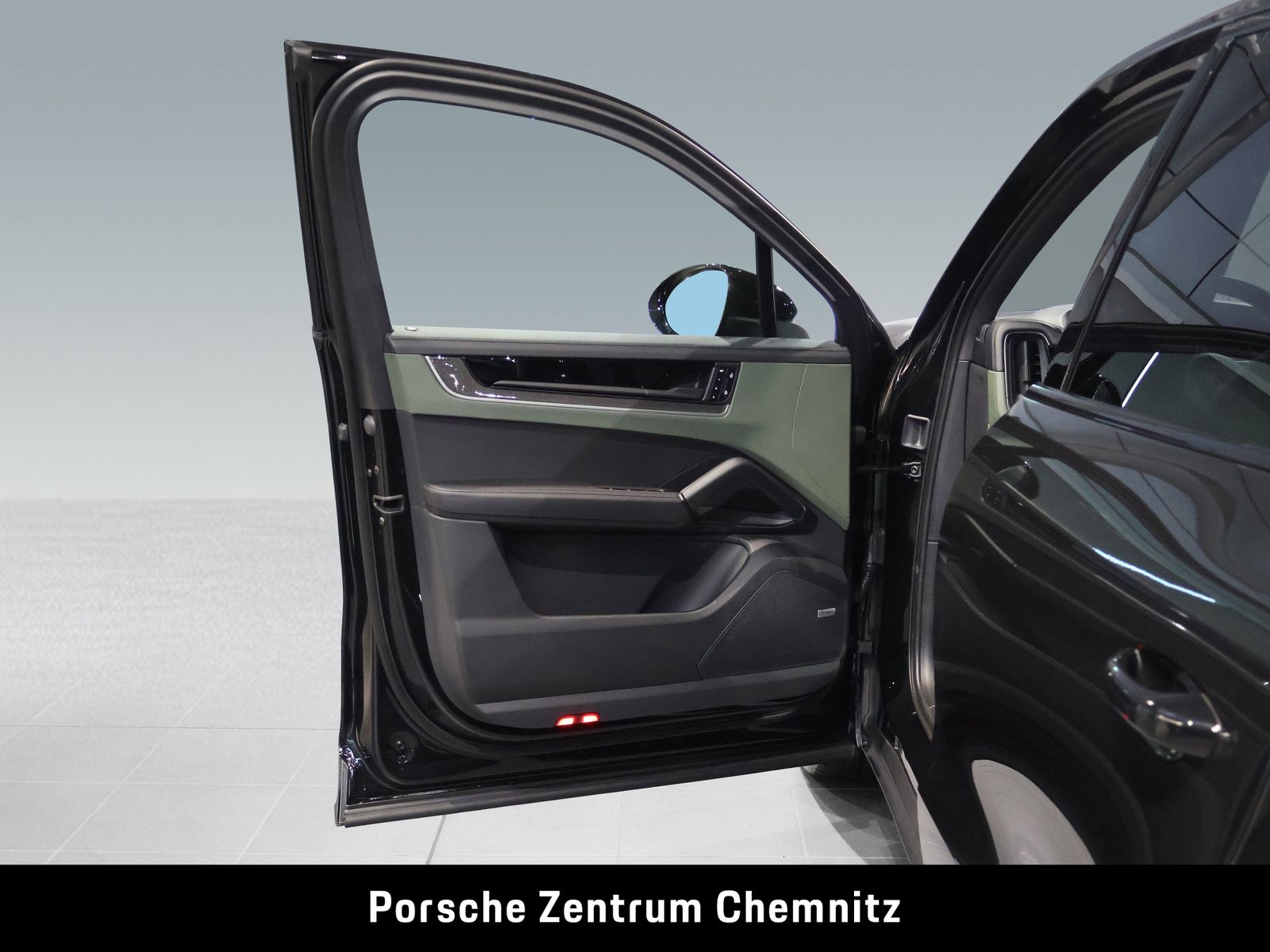 Porsche Cayenne E-Hybrid Luftfed.;BOSE;HD-Matrix;22"