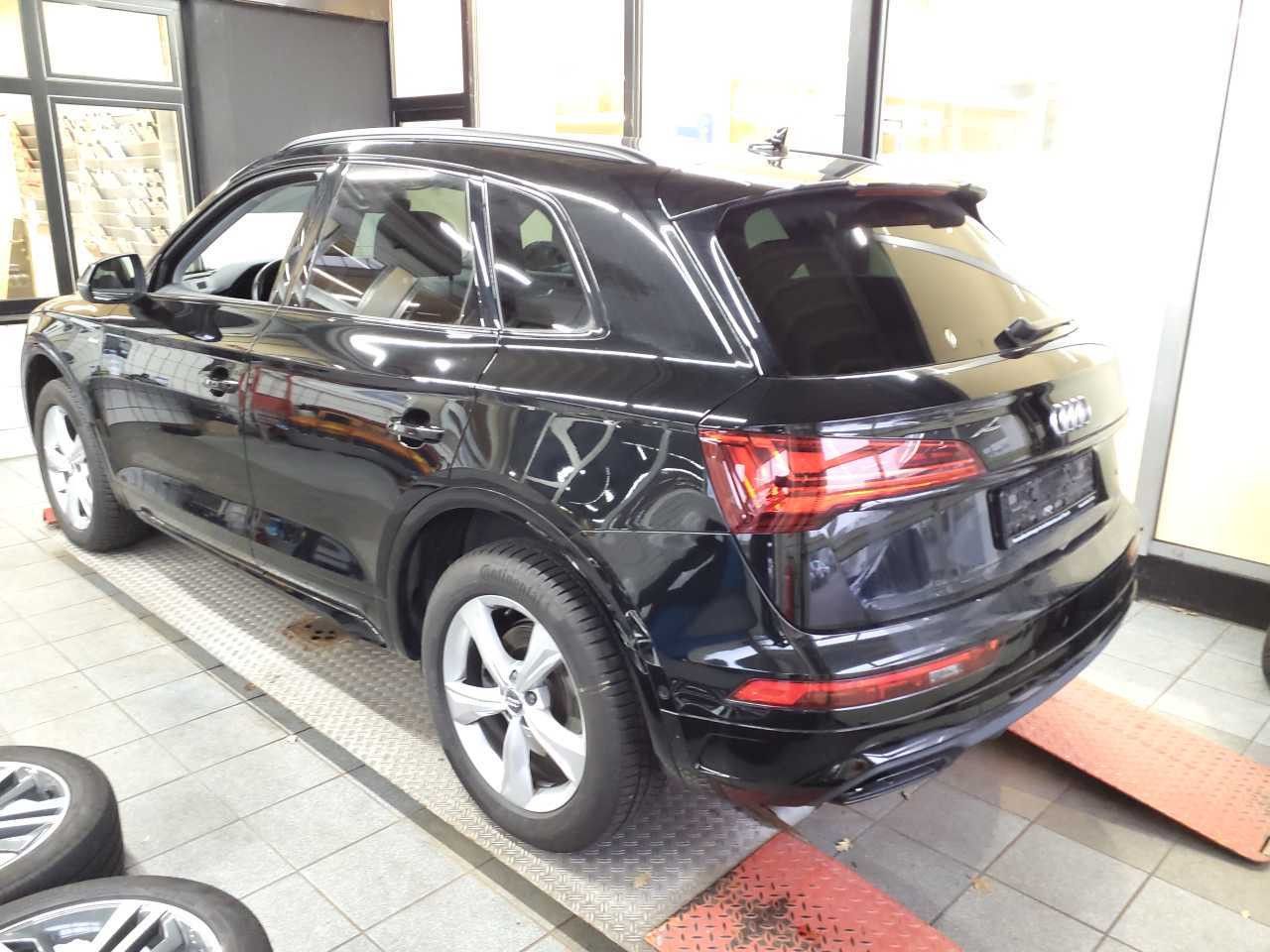 Audi Q5 S line 45 TFSI qu. AHK, Tour, Leder, Sound