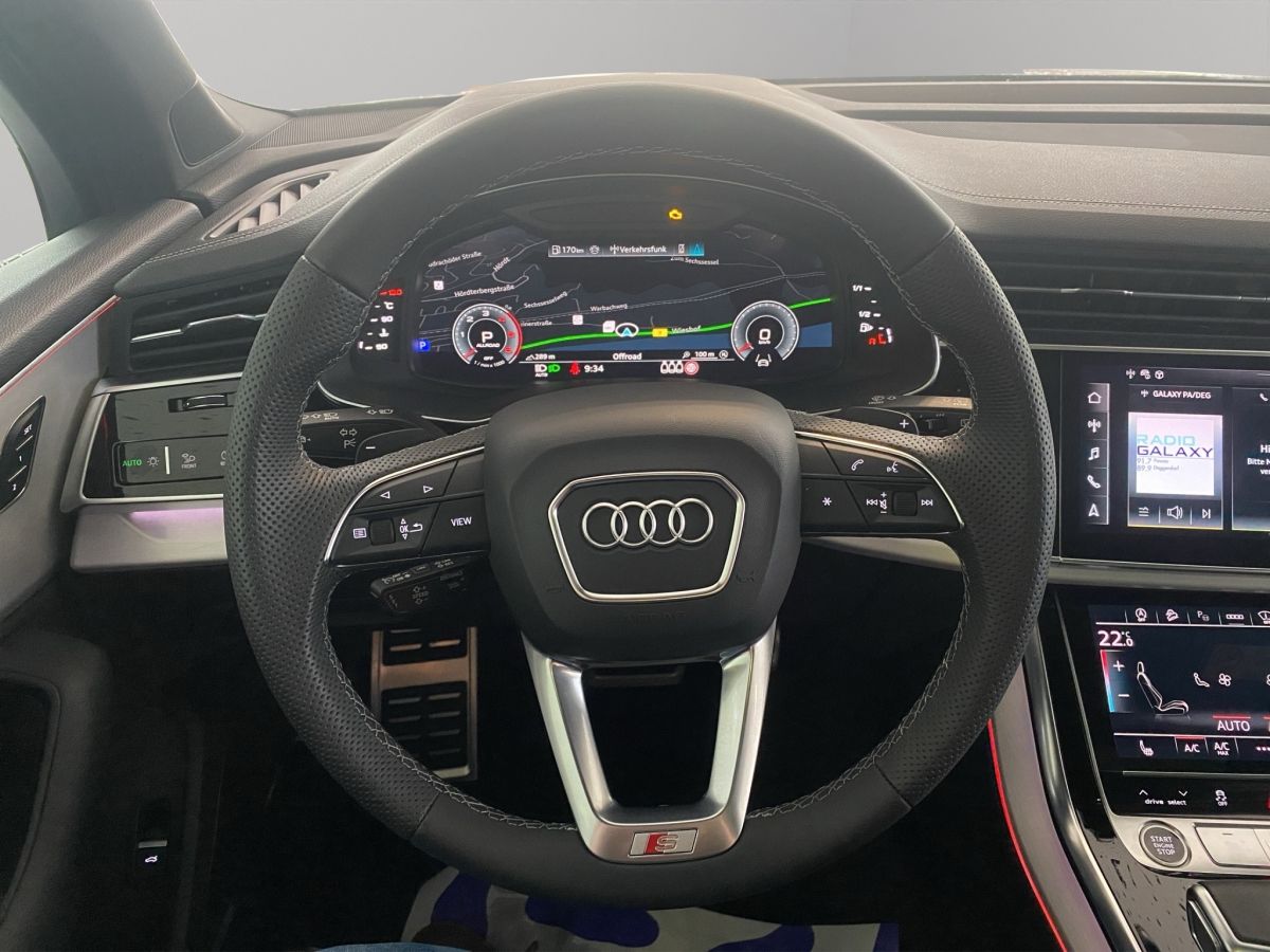 Audi Q7 SUV (AHK.PDC.Head-Up.HD Matrix-LED. SHZ vo+hi