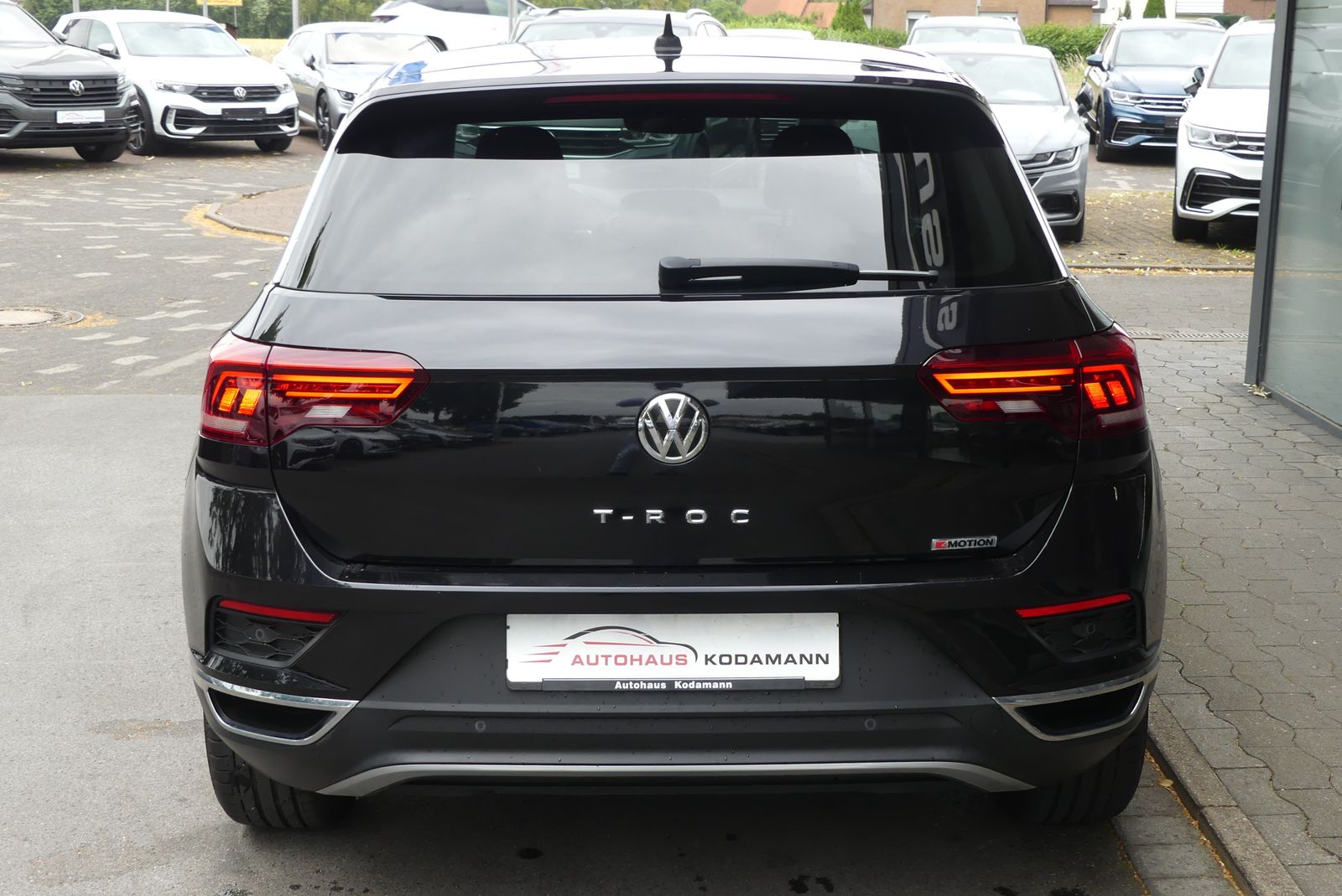 Volkswagen T-Roc Sport 4Motion - Samsaru's Car Outlet