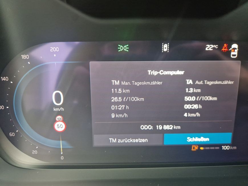Volvo XC40 B3 Core - Samsaru's Car Outlet