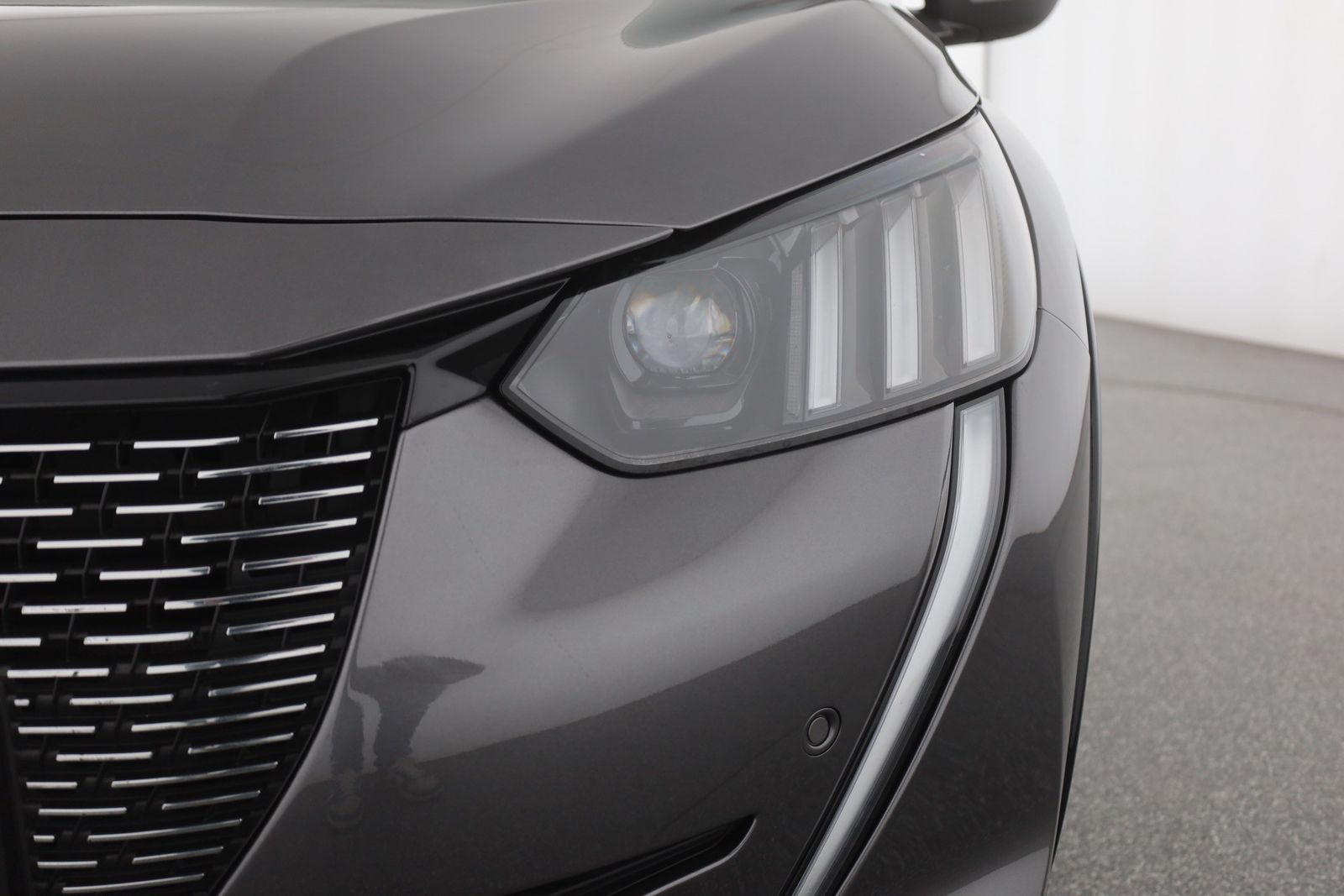 Peugeot 208 GT-Line PureTech 100 Aut. - Samsaru's Car Outlet