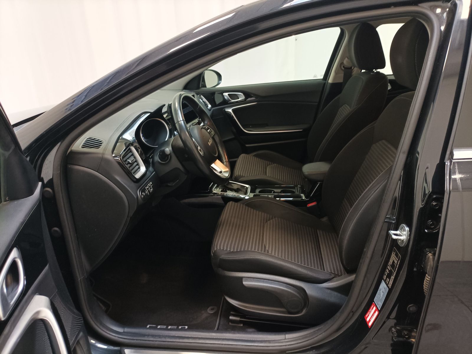 Kia Ceed 1.6 Vision - Samsaru's Car Outlet