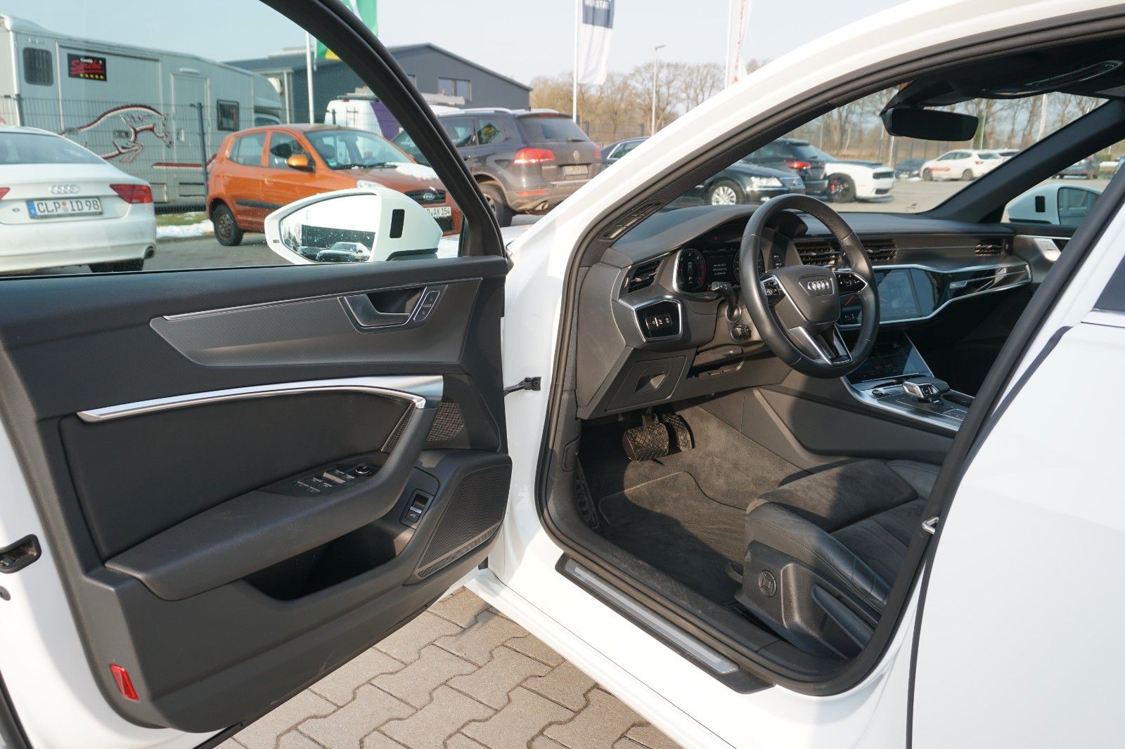 Audi A6 Avant 40 TDI Sport - Samsaru's Car Outlet
