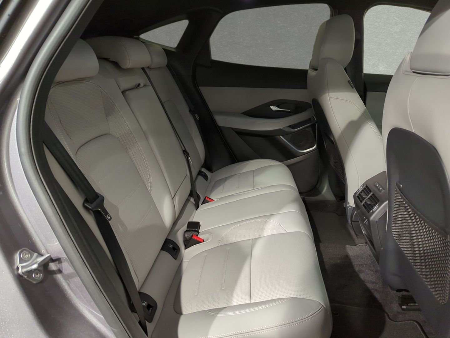 Jaguar E-Pace D200 R-Dynamic HSE