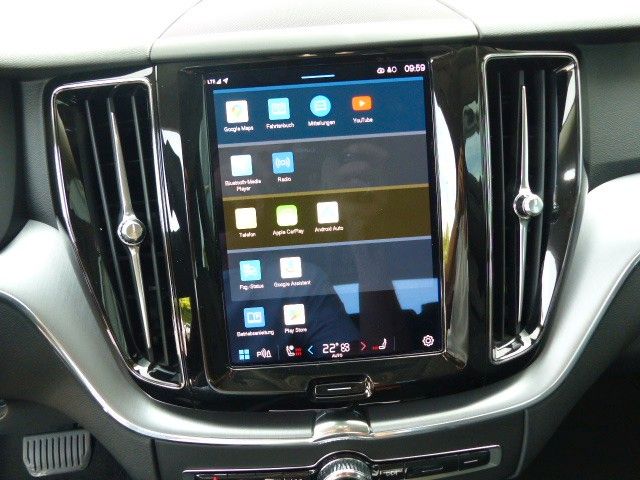 Volvo XC60 Momentum Pro B4 - Samsaru's Car Outlet
