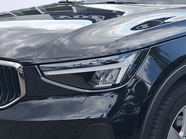 Volvo XC40 Core 2WD B3  *Allwetterreifen *Anhängerkupp