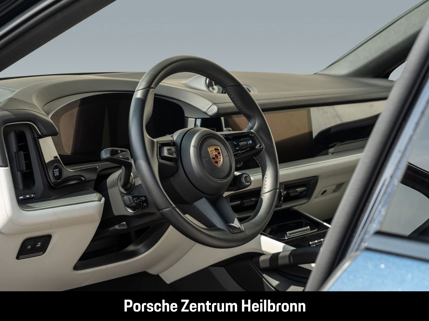 Porsche Cayenne E-Hybrid Coupe Panorama Surround-View