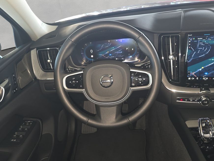 Volvo XC60 B5 B AWD Plus Dark