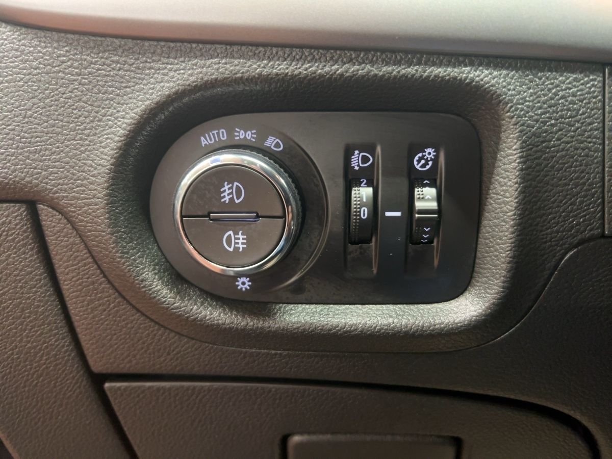 Opel Astra K SPORTS TOURER BUSINESS EDITION - Samsaru's Car Outlet