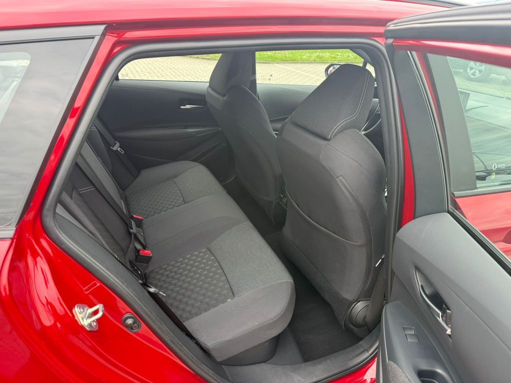 Toyota Corolla 1.8 Hybrid Touring Sp. Business Edition