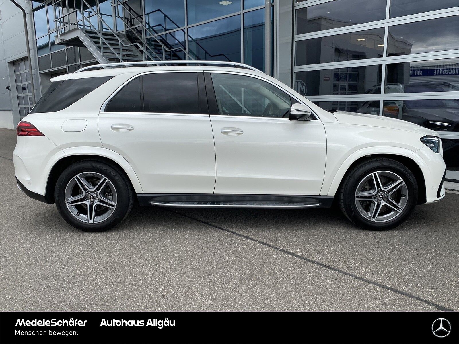 Mercedes-Benz GLE 450 4M AMG 20" AHK Airmatic Distronic Standh