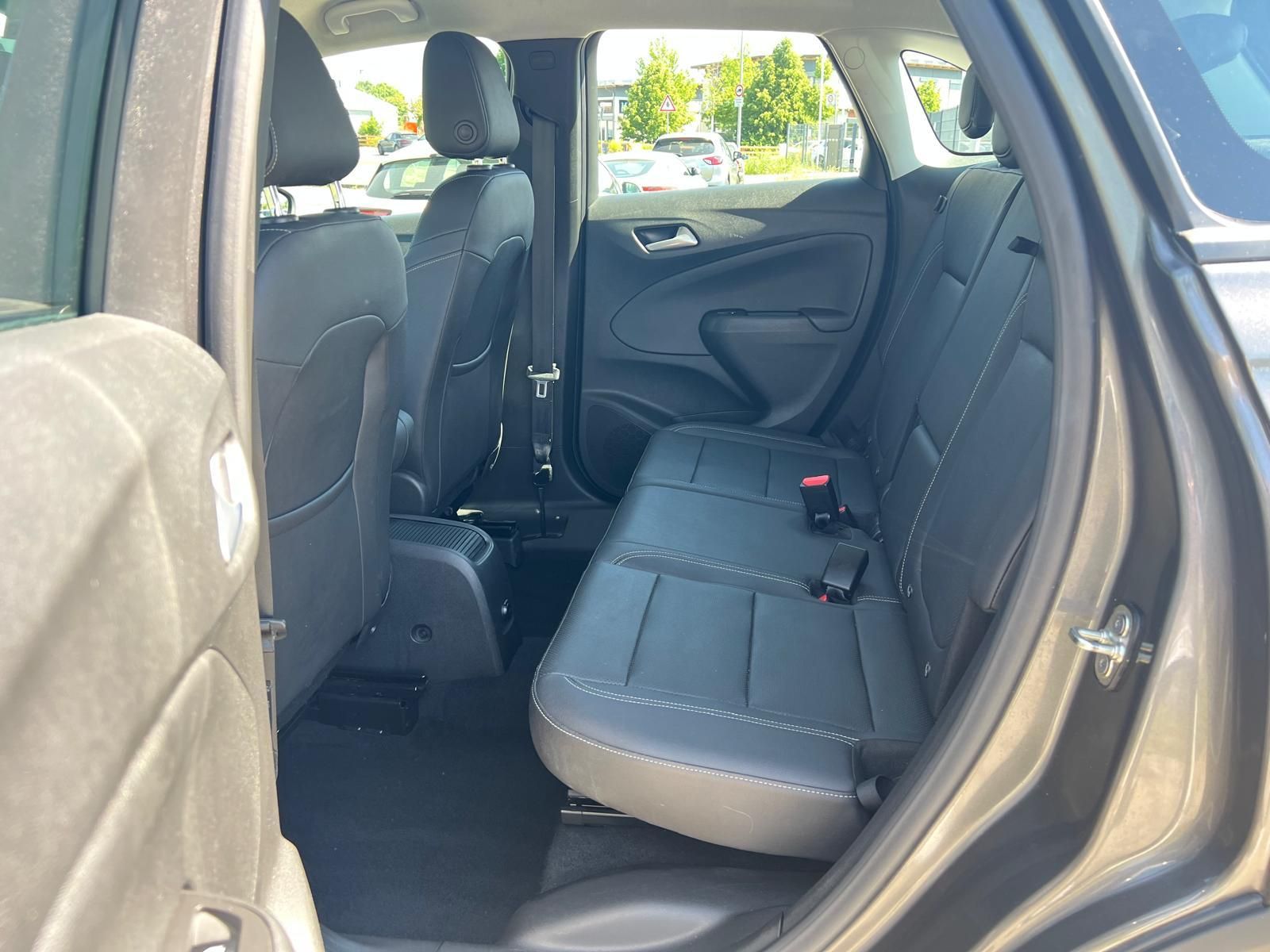 Opel Crossland 1.5 D Elegance - Samsaru's Car Outlet