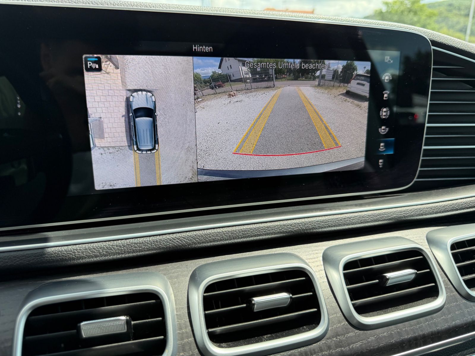 Mercedes-Benz GLE 350de 4MATIC PANO Burmester AHK Trittbre AMG