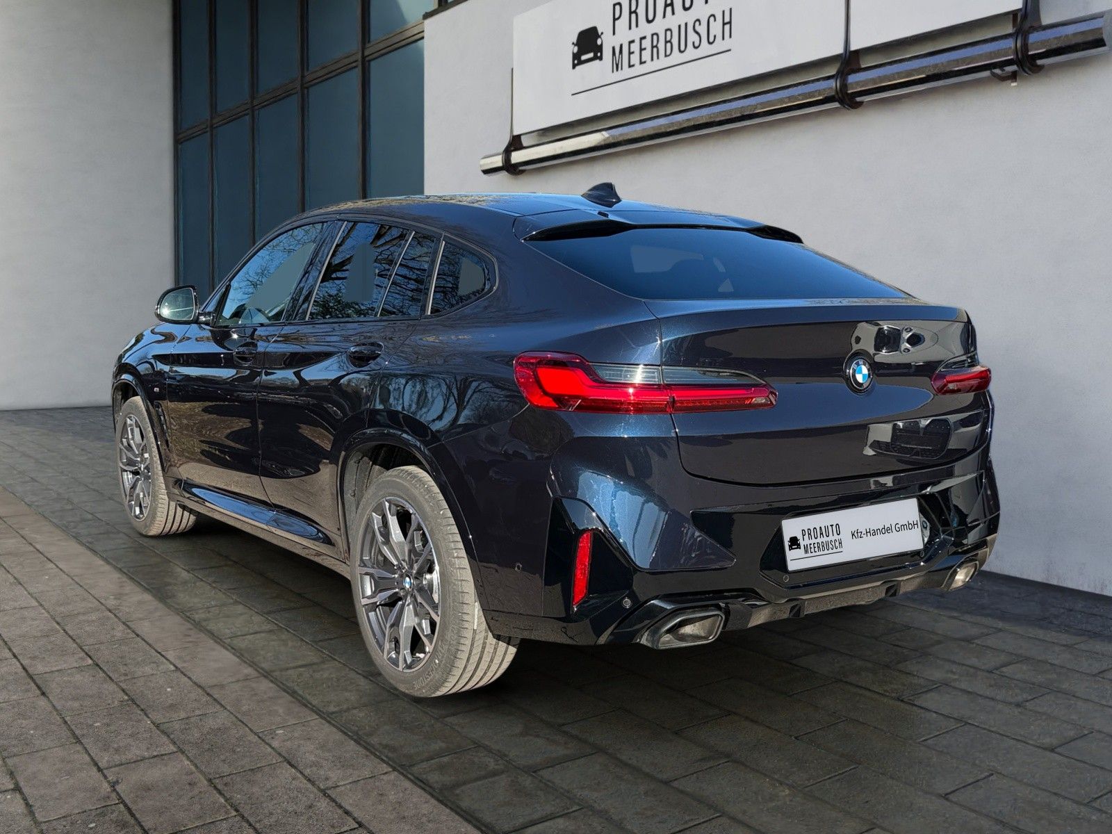 BMW X4 xDrive 30d M Sport AHK/HEADUP/ADAPTLED/MMRY