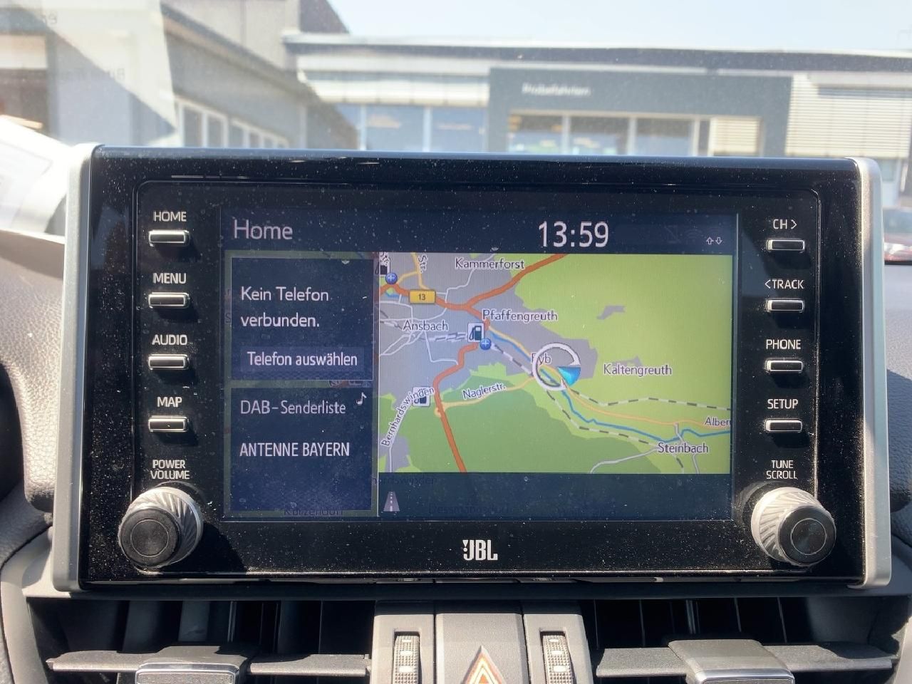 Toyota RAV 4 2.5l Hybrid 4x4 Lounge - Samsaru's Car Outlet