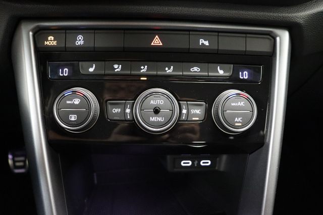Volkswagen T-Roc 2.0 TDI ACTIVE - Samsaru's Car Outlet