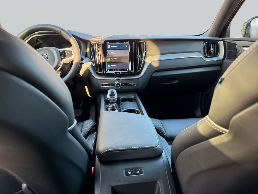 Volvo XC60 T6 AWD Plug-in Hybrid Plus Dark