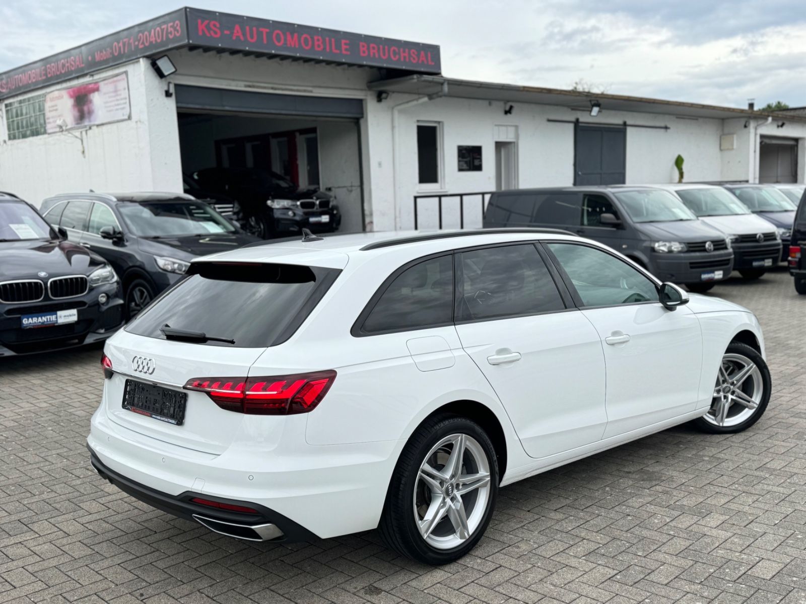 Audi A4 40 TFSI - Samsaru's Car Outlet