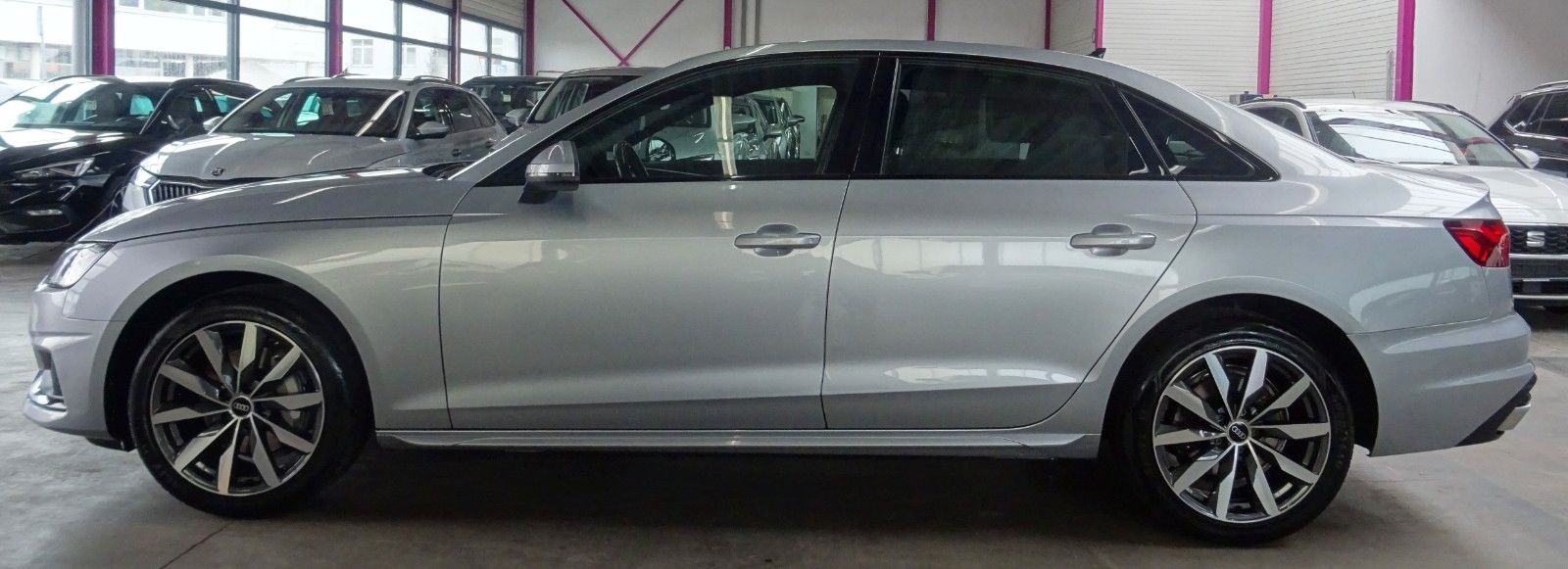 Audi A4 40 2.0 TDI QUATTRO*OPTIK SPORT PAKET*