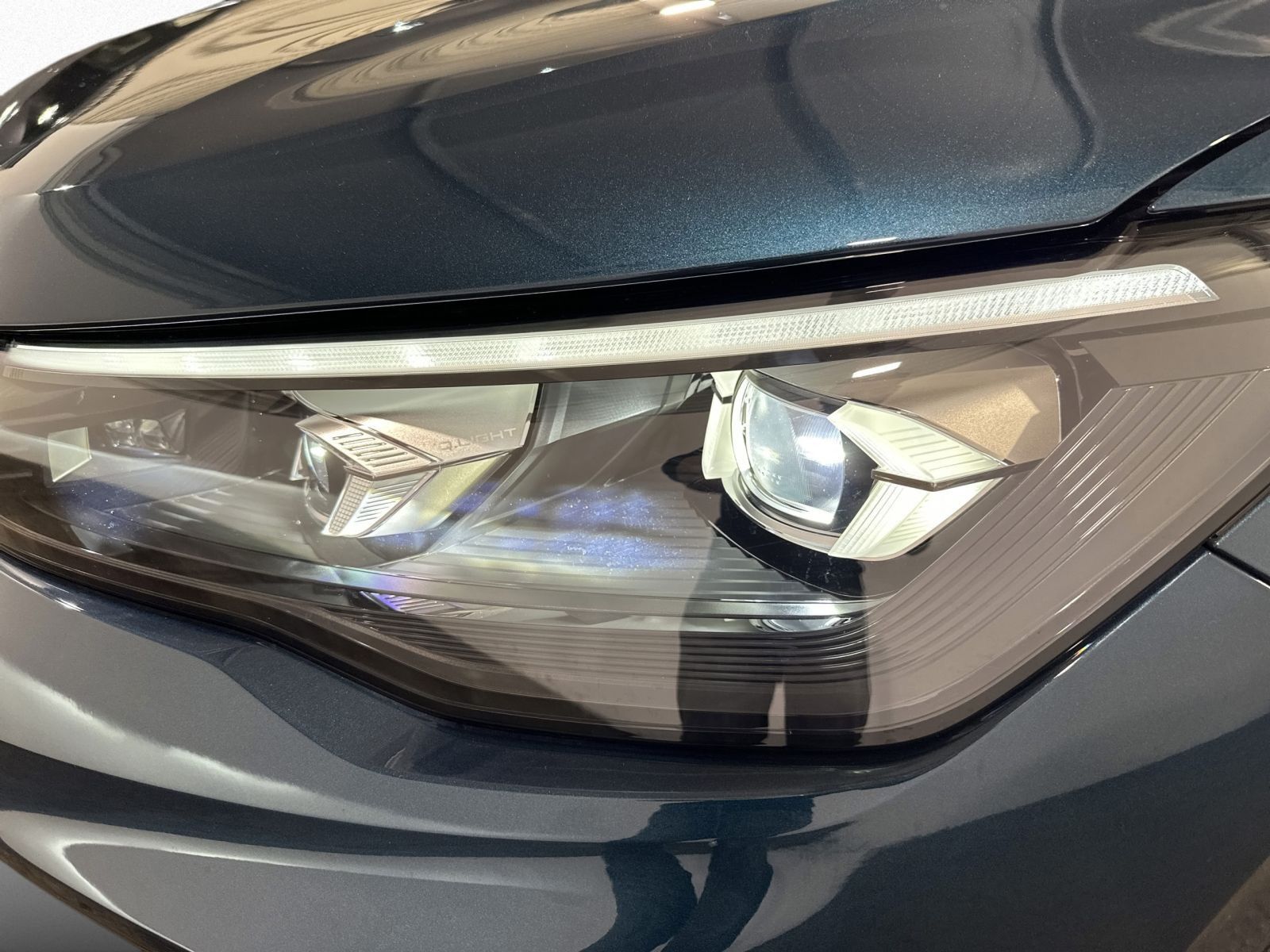 Volkswagen Tiguan 1.5 TSI eHYBRID R-LINE BLACKSTYLE MATRIX+