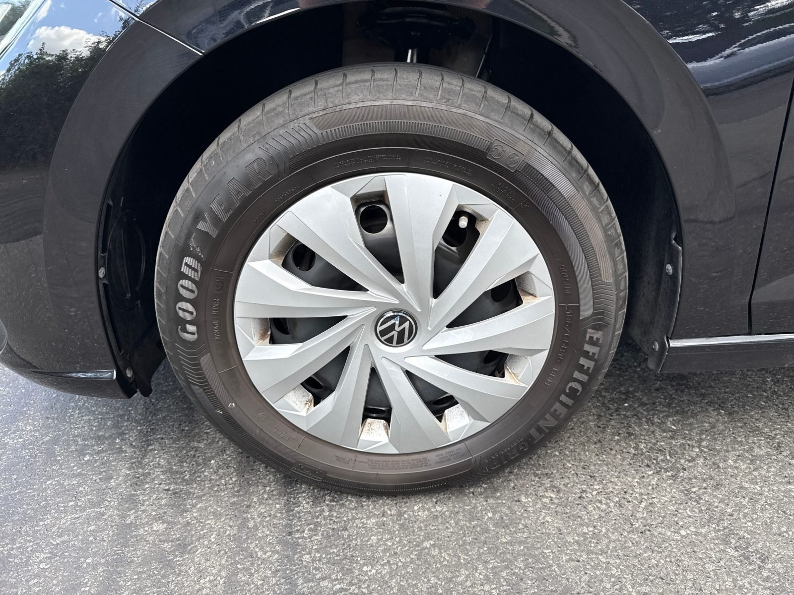 Volkswagen Polo Life 1.0 TSI DSG - Samsaru's Car Outlet