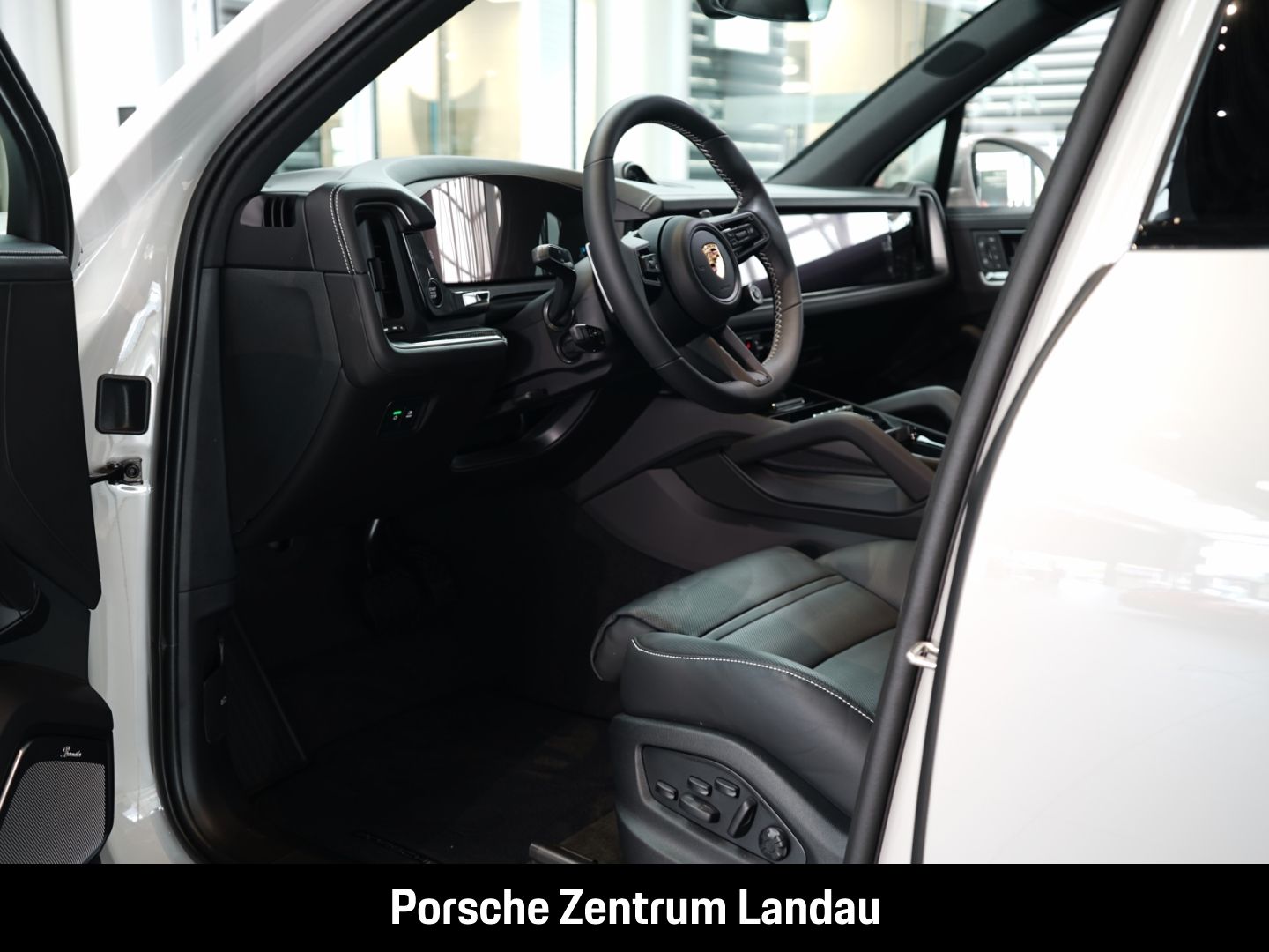 Porsche Cayenne E-Hybrid Burmester InnoDrive Head-Up