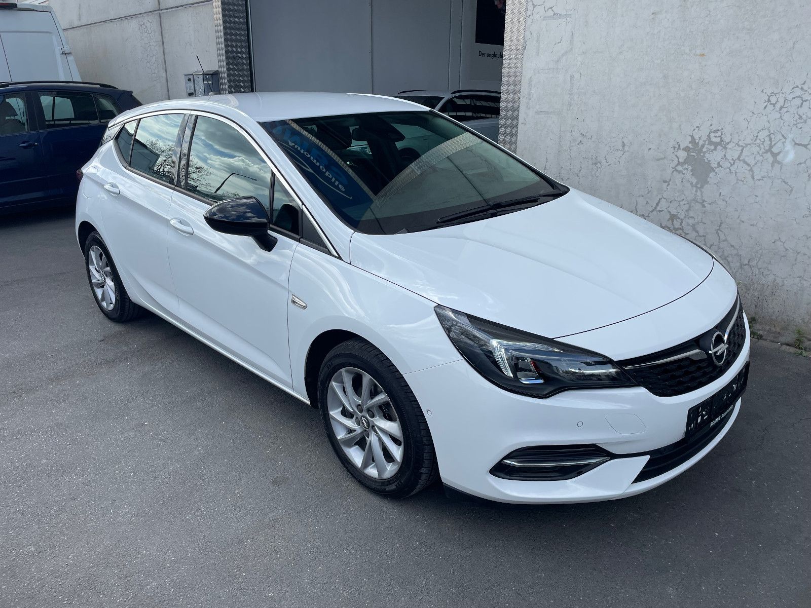 Opel Astra 1.5 D Autom. Limousine - Samsaru's Car Outlet