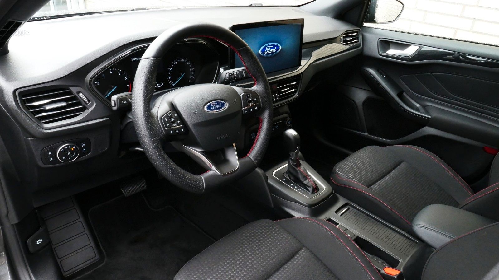 Ford Focus ST-LINE Kamera ACC+Spur+Schild Shz+Lhz M&S
