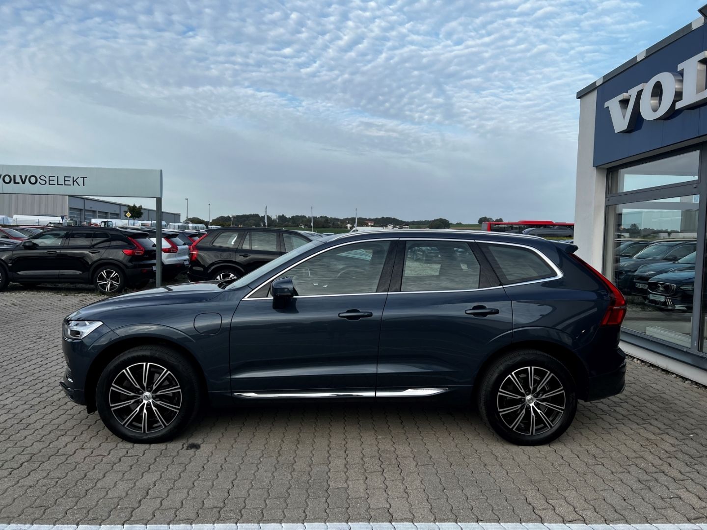 Volvo XC60 Inscription Recharge Plug-In Hybrid AWD T8