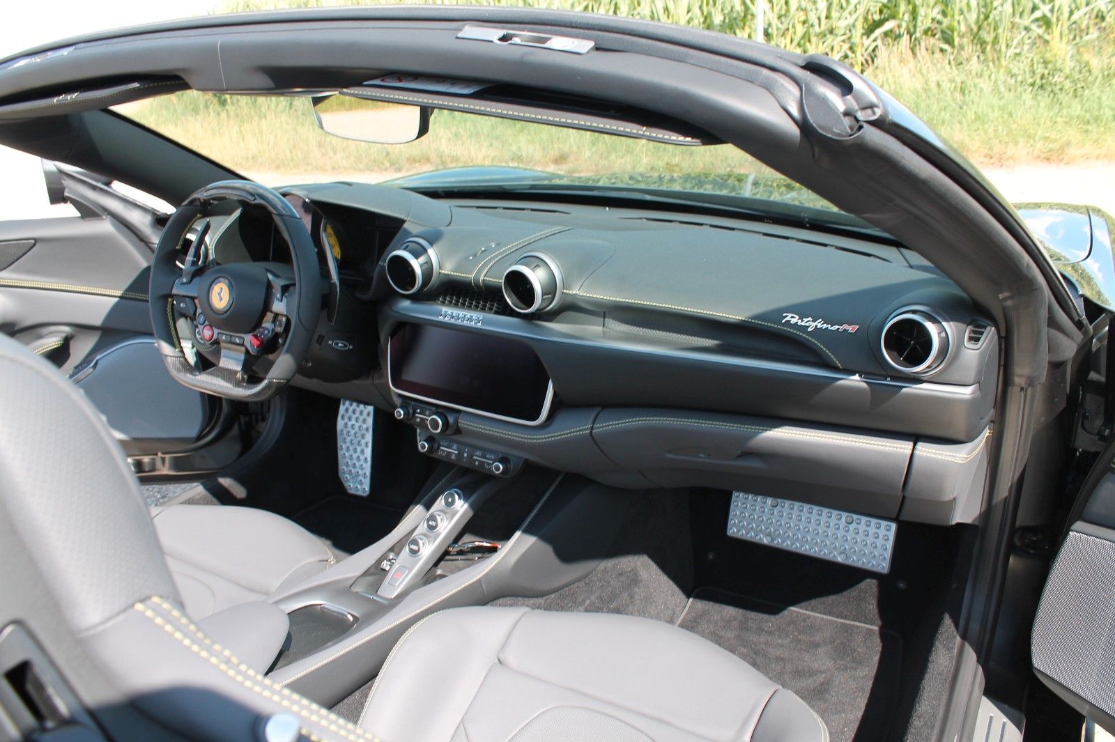Ferrari Portofino M - Samsaru's Car Outlet